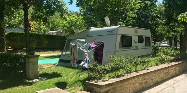 Camping de la Claysse - Shaded pitches