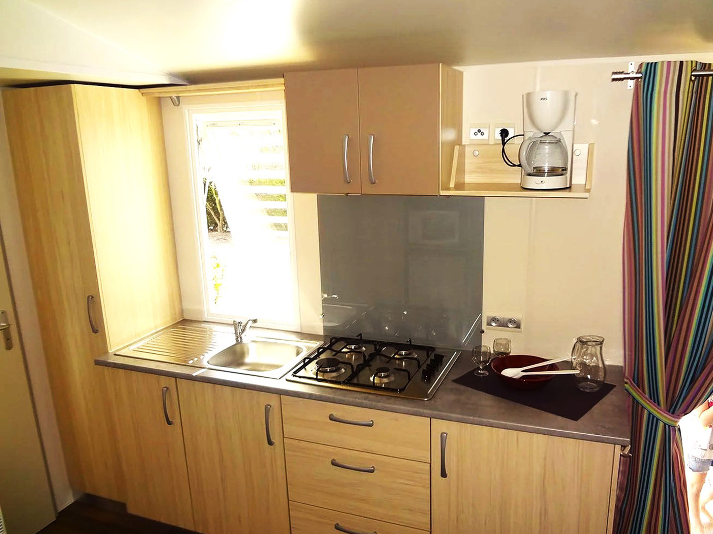 Mobil-home FARNIENTE 4/5 personnes Mobil-home FARNIENTE 4/5 personnes